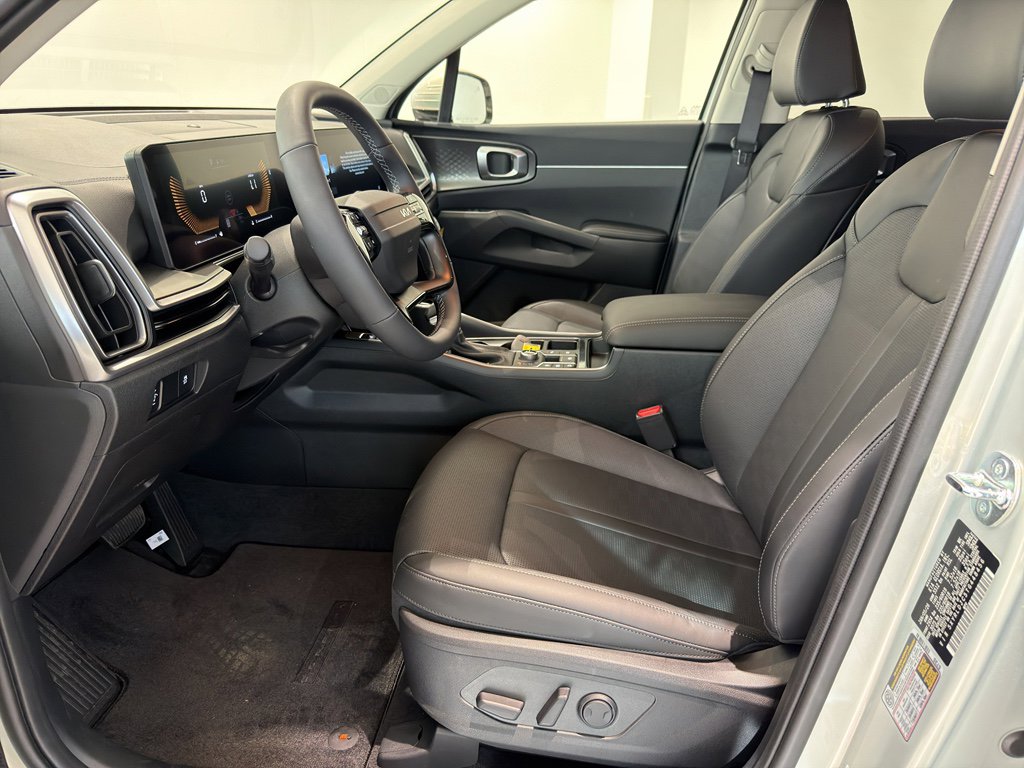 New 2026 Kia Sorento S image 12