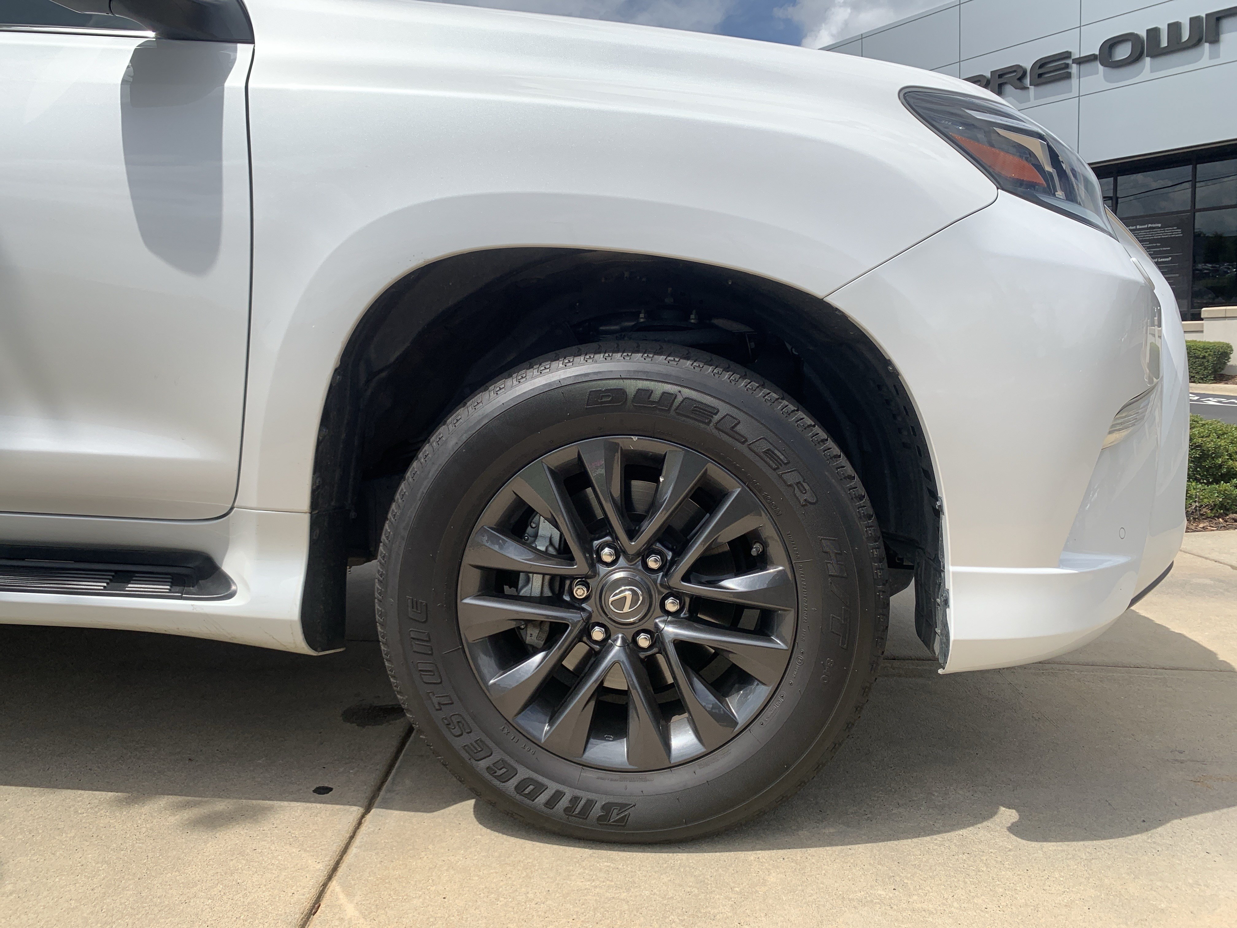 Used 2023 Lexus GX 460 Premium AWD/4WD image 13
