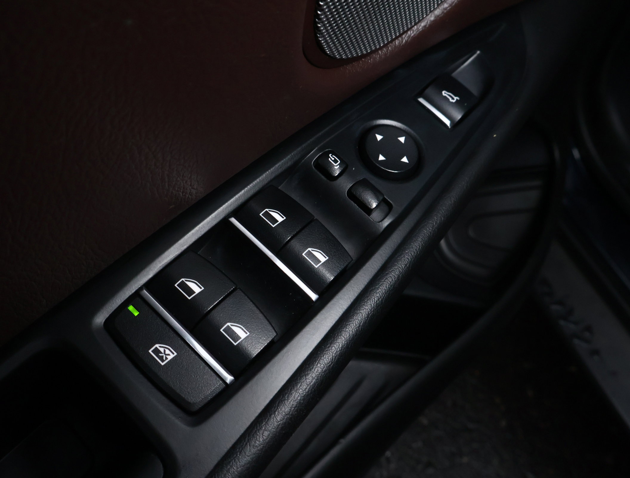 Used 2018 BMW X5 sDrive35i image 6