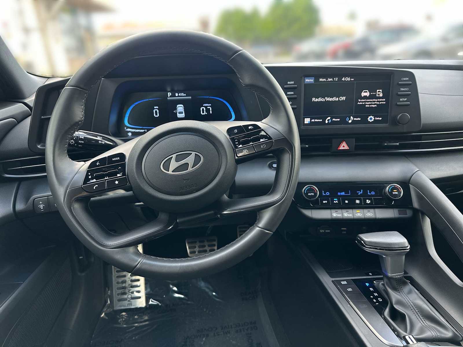 Used 2025 Hyundai Elantra Sport image 10