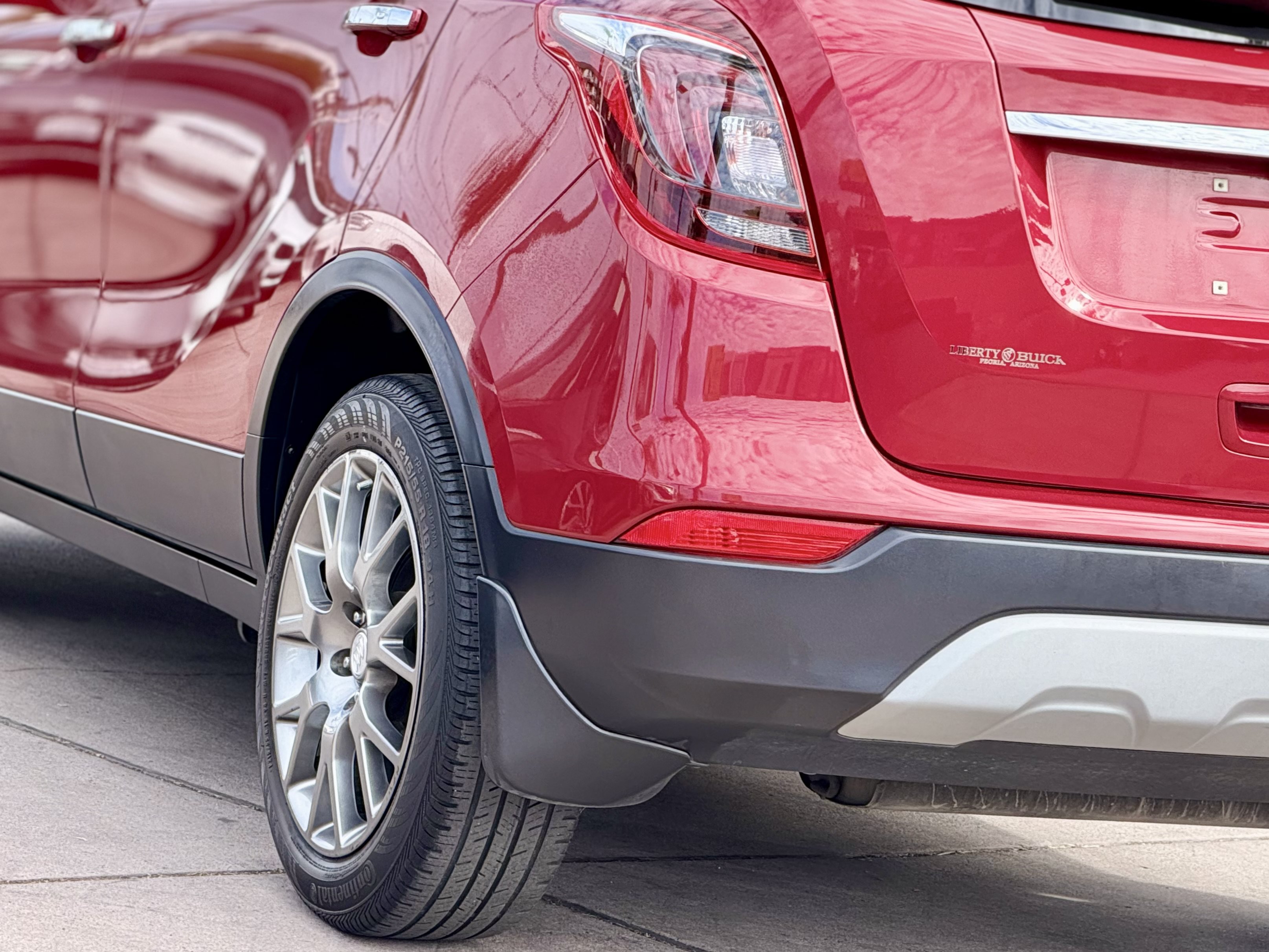 Used 2019 Buick Encore Sport Touring w/ Safety Package FWD image 13