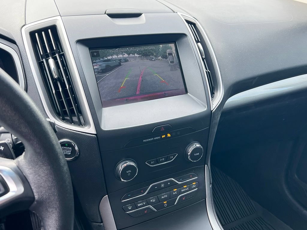 Used 2019 Ford Edge SEL w/ Equipment Group 201A AWD/4WD image 18