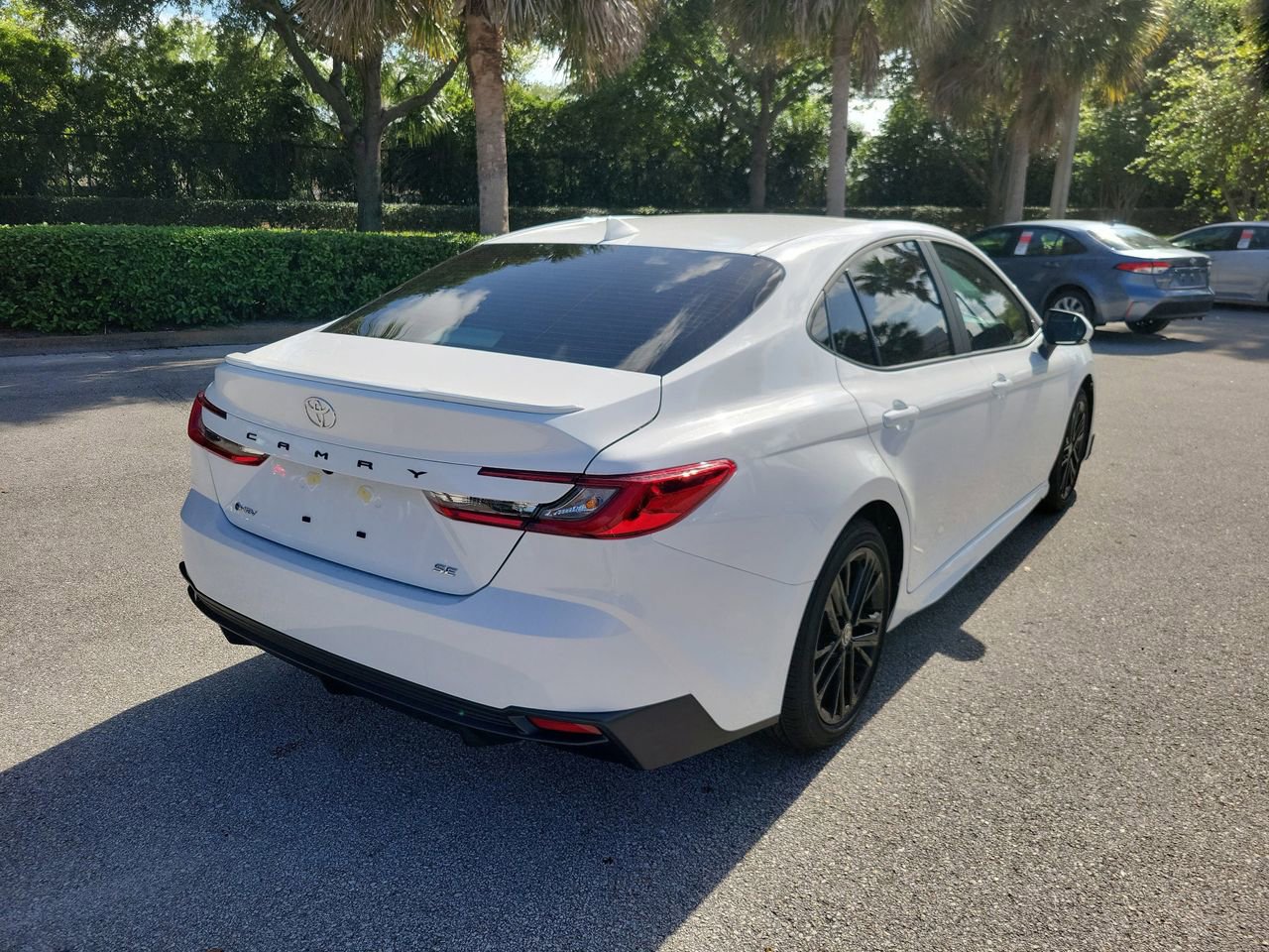 New 2026 Toyota Camry SE FWD image 3