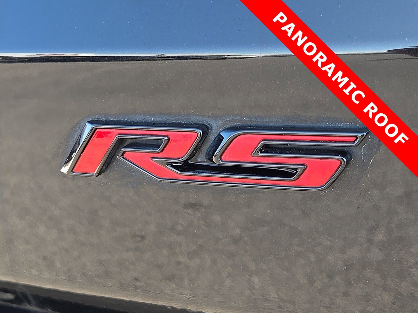 Used 2024 Chevrolet Traverse RS image 8
