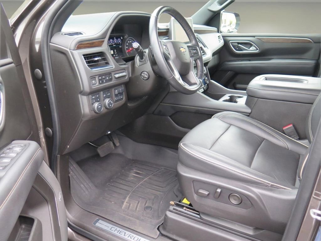 Used 2021 Chevrolet Tahoe Premier AWD/4WD image 9
