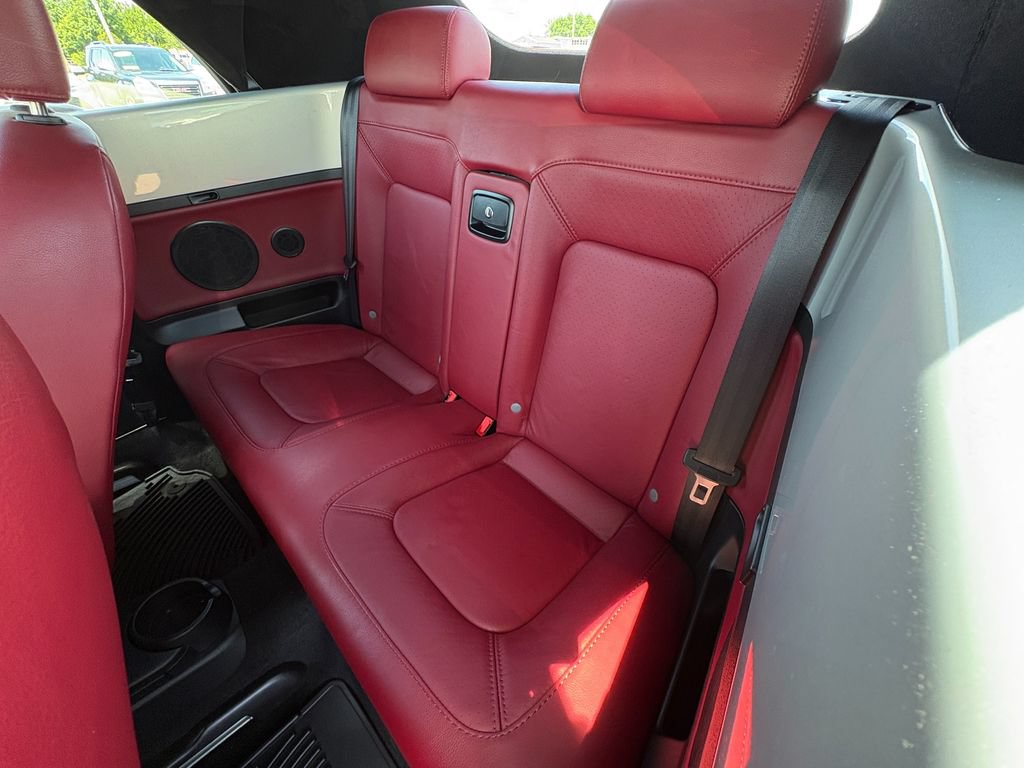 Used 2009 Volkswagen Beetle Blush FWD image 17