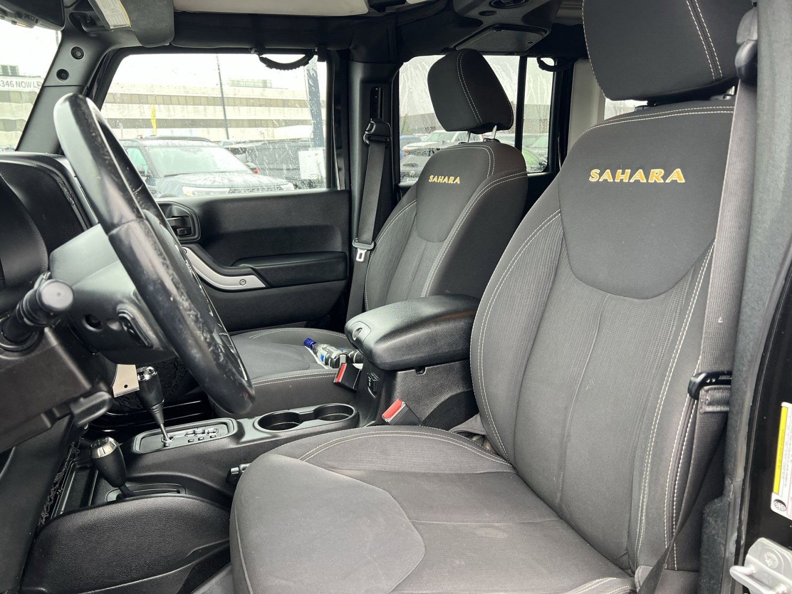 Used 2015 Jeep Wrangler Unlimited Sahara w/ Connectivity Group image 13