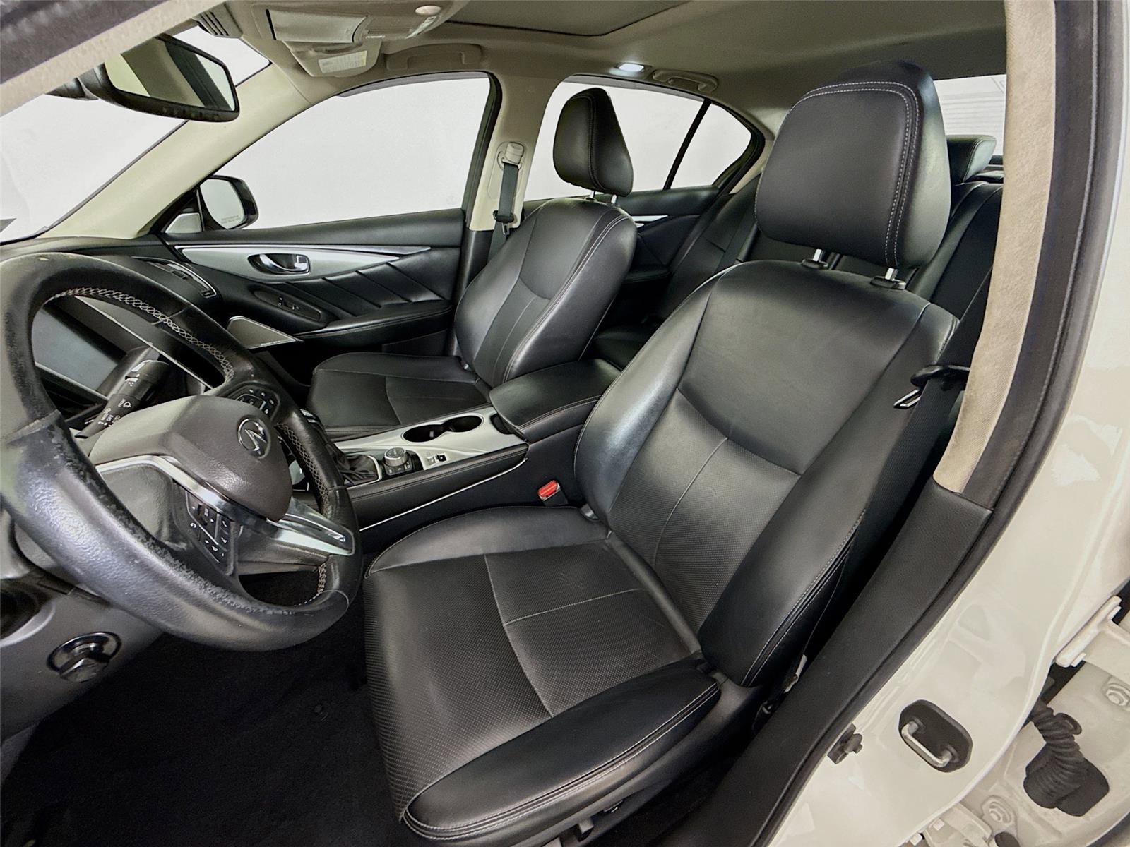 Used 2023 INFINITI Q50 Luxe w/ Cargo Package image 12