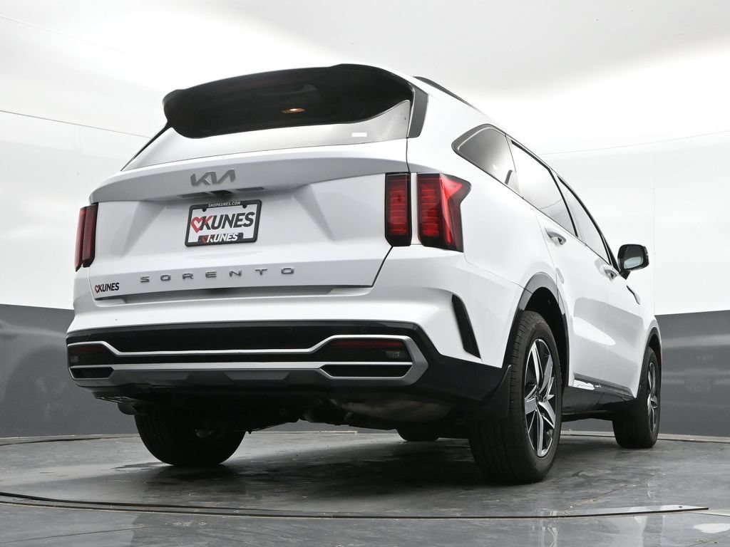 Used 2022 Kia Sorento S FWD image 41