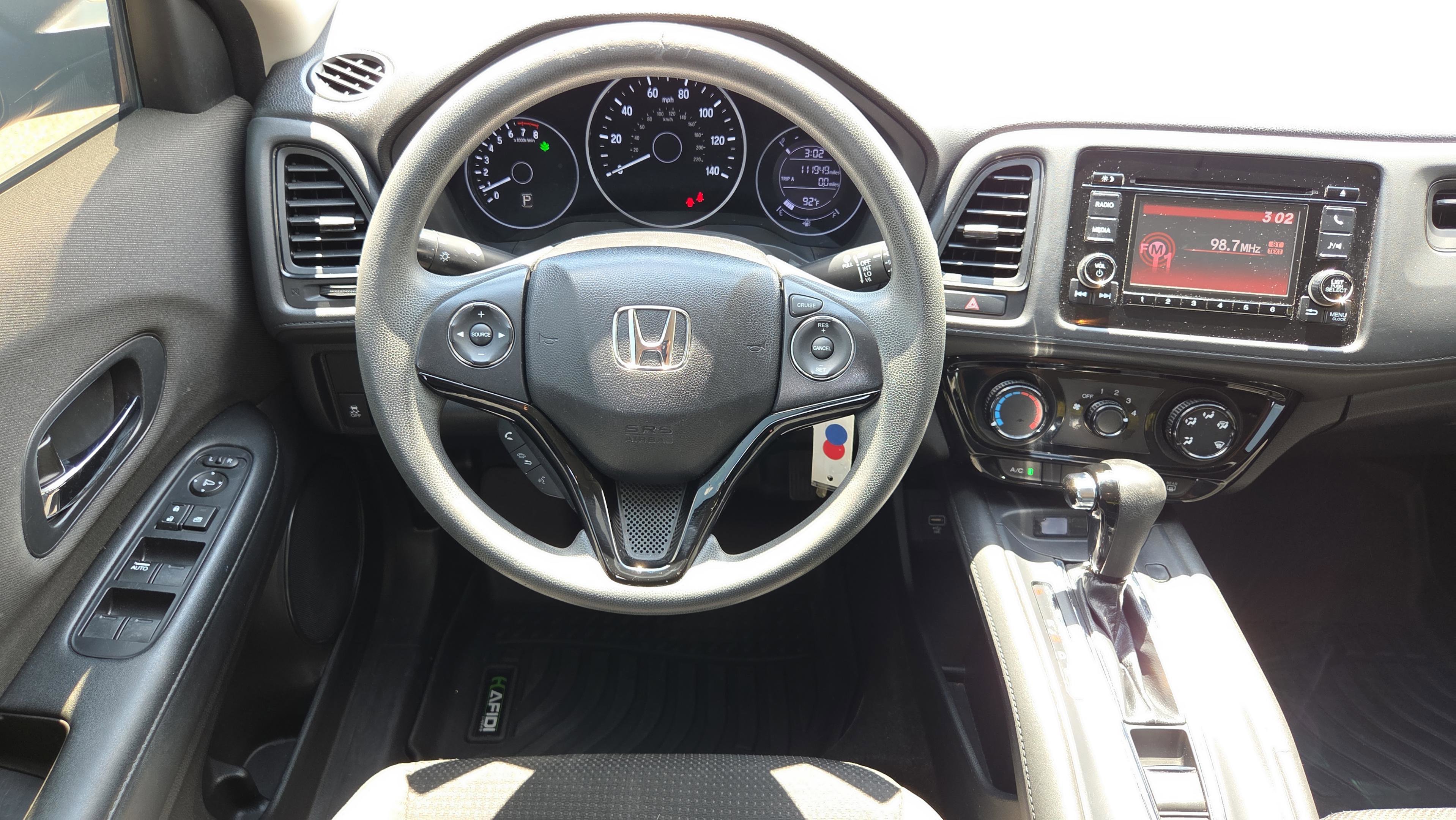 Used 2019 Honda HR-V LX image 13