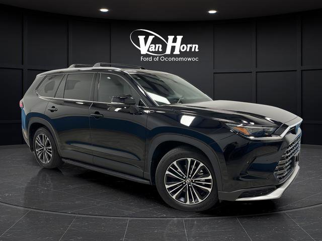 Used 2024 Toyota Grand Highlander AWD Hybrid image 2
