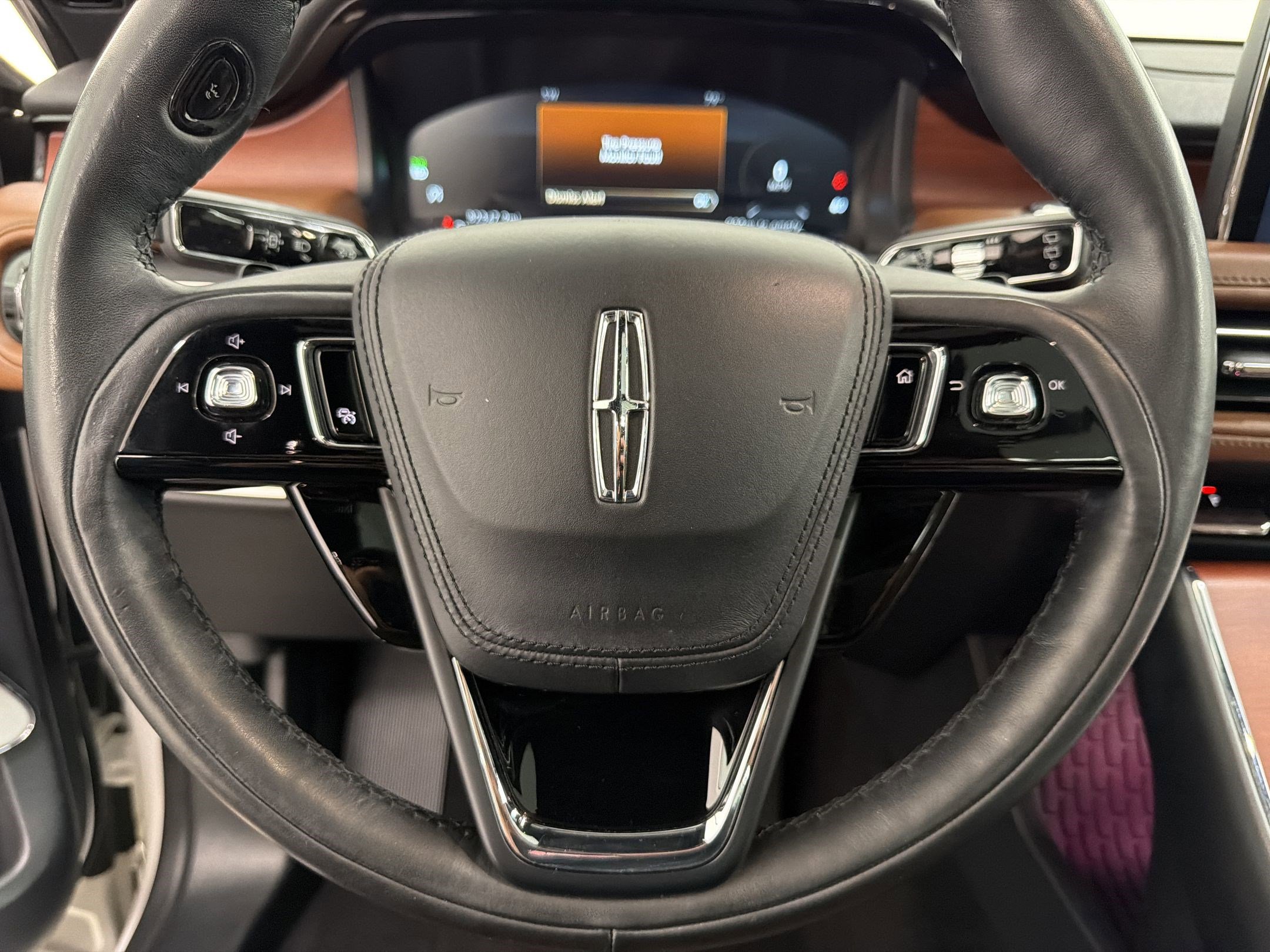 Used 2020 Lincoln Aviator Reserve w/ Equipment Group 202A AWD/4WD image 15