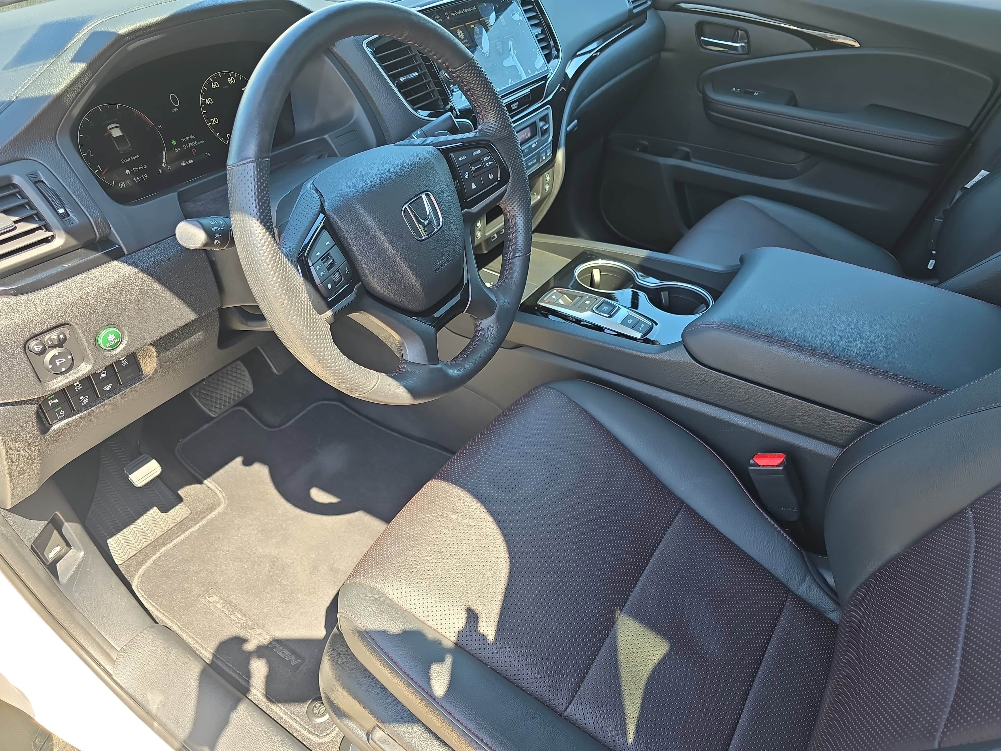 Certified 2024 Honda Ridgeline Black Edition image 14