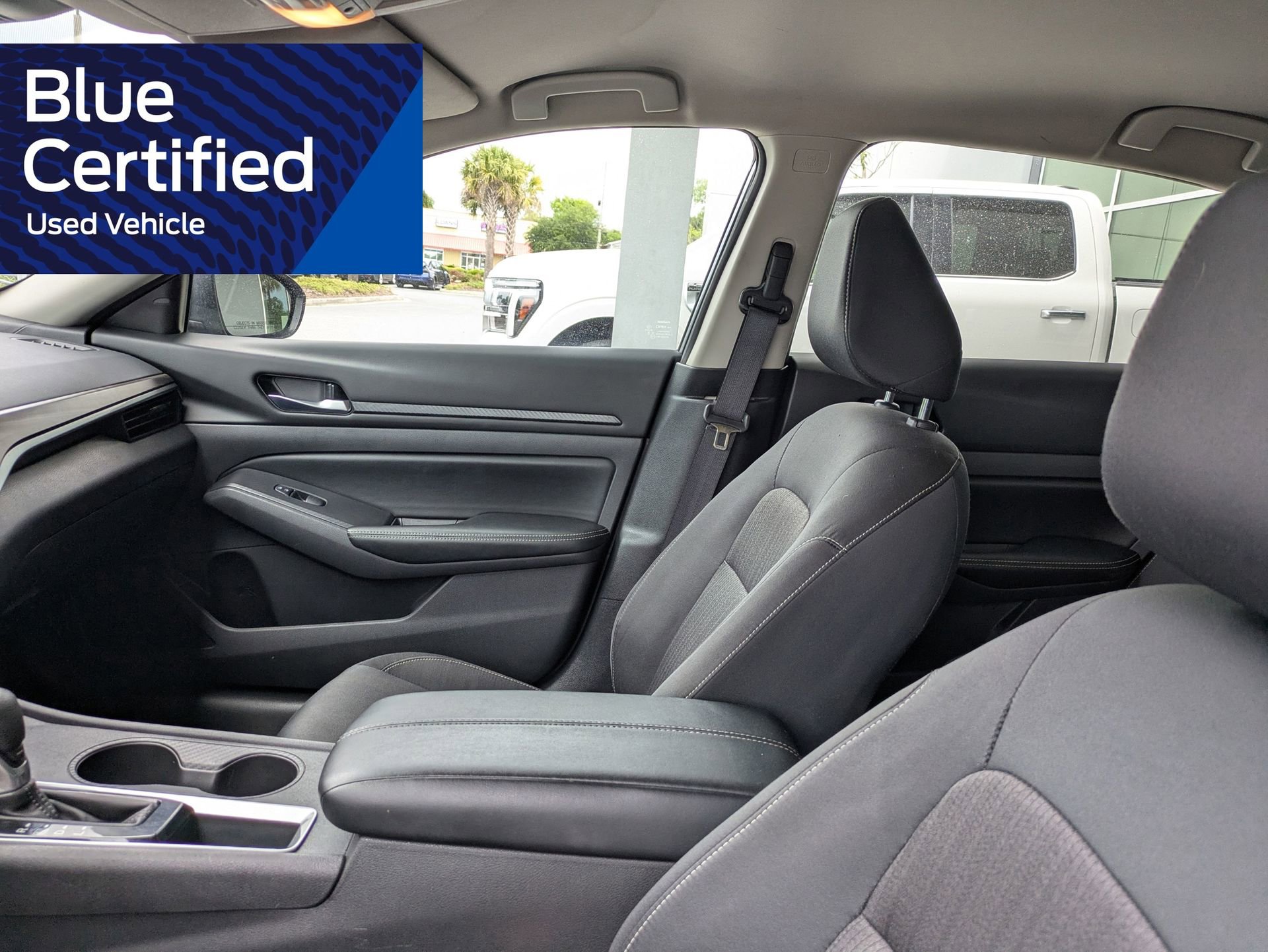 Used 2025 Nissan Altima 2.5 SV FWD image 22