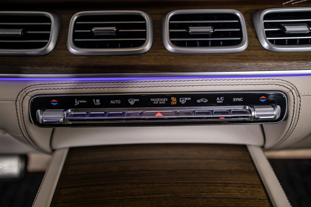 Used 2025 Mercedes-Benz Maybach GLS 600 4MATIC image 42