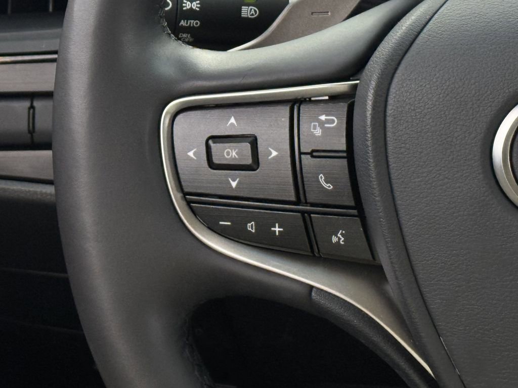 Used 2024 Lexus ES 300h w/ Premium Package FWD image 14