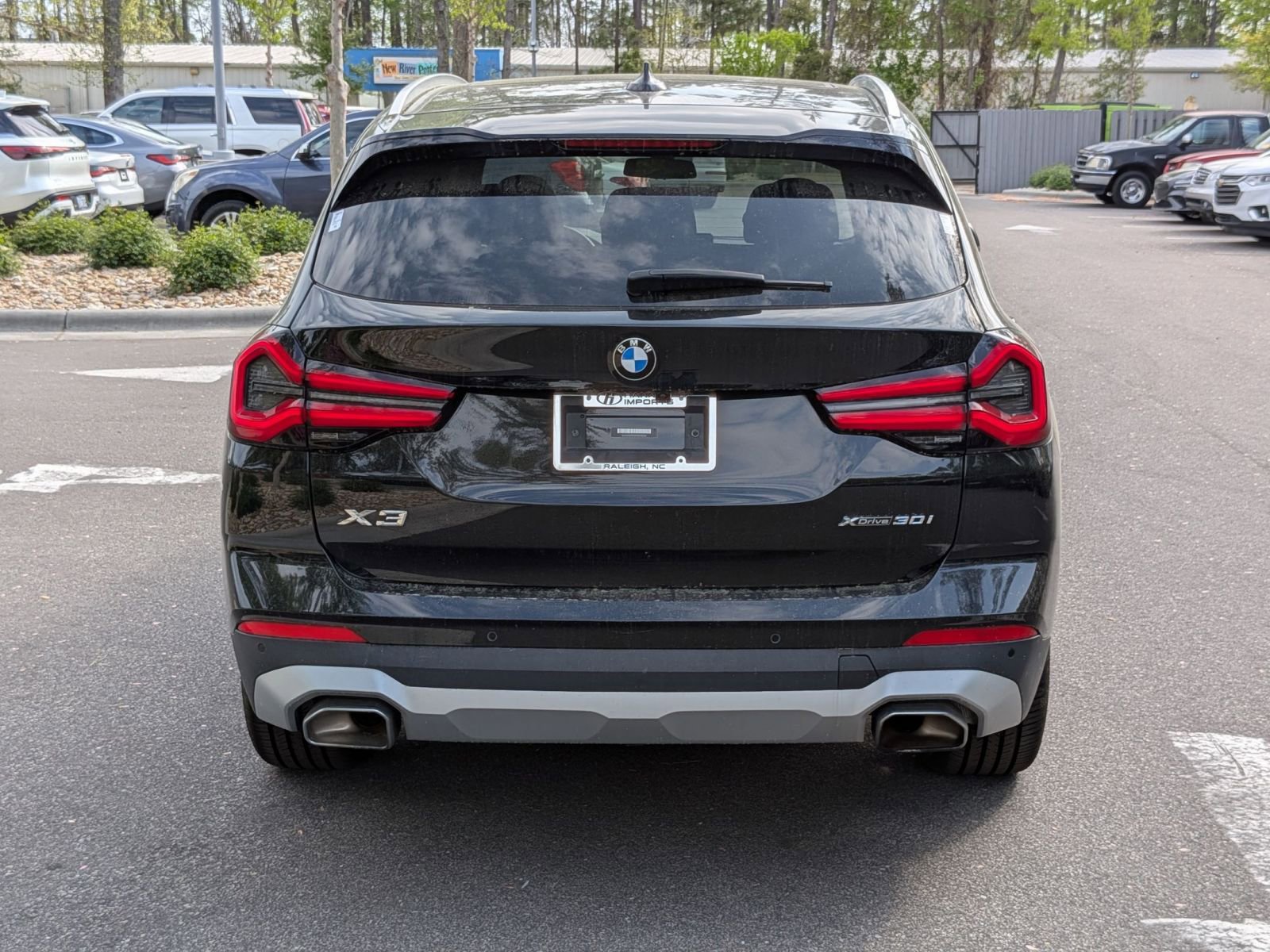 Used 2023 BMW X3 xDrive30i w/ Premium Package AWD/4WD image 4
