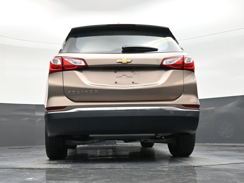 Used 2018 Chevrolet Equinox LS image 23