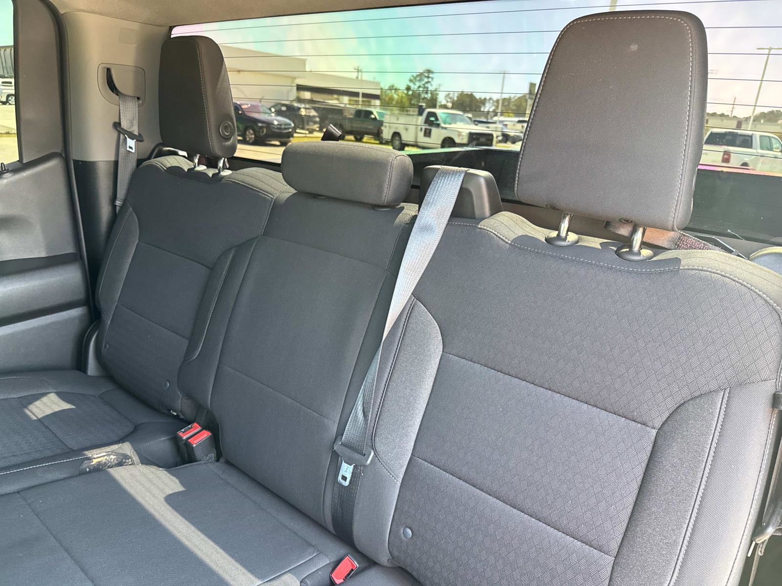 Used 2021 Chevrolet Silverado 1500 LT AWD/4WD image 16