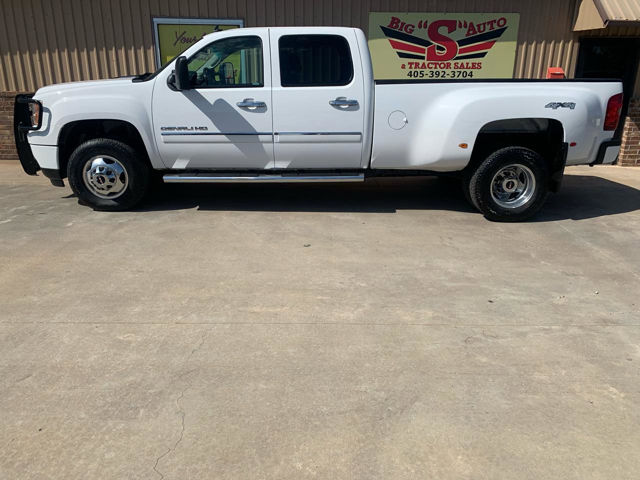 Used 2012 GMC Sierra 3500 Denali image 5