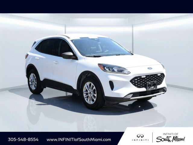 Used 2022 Ford Escape SE image 3