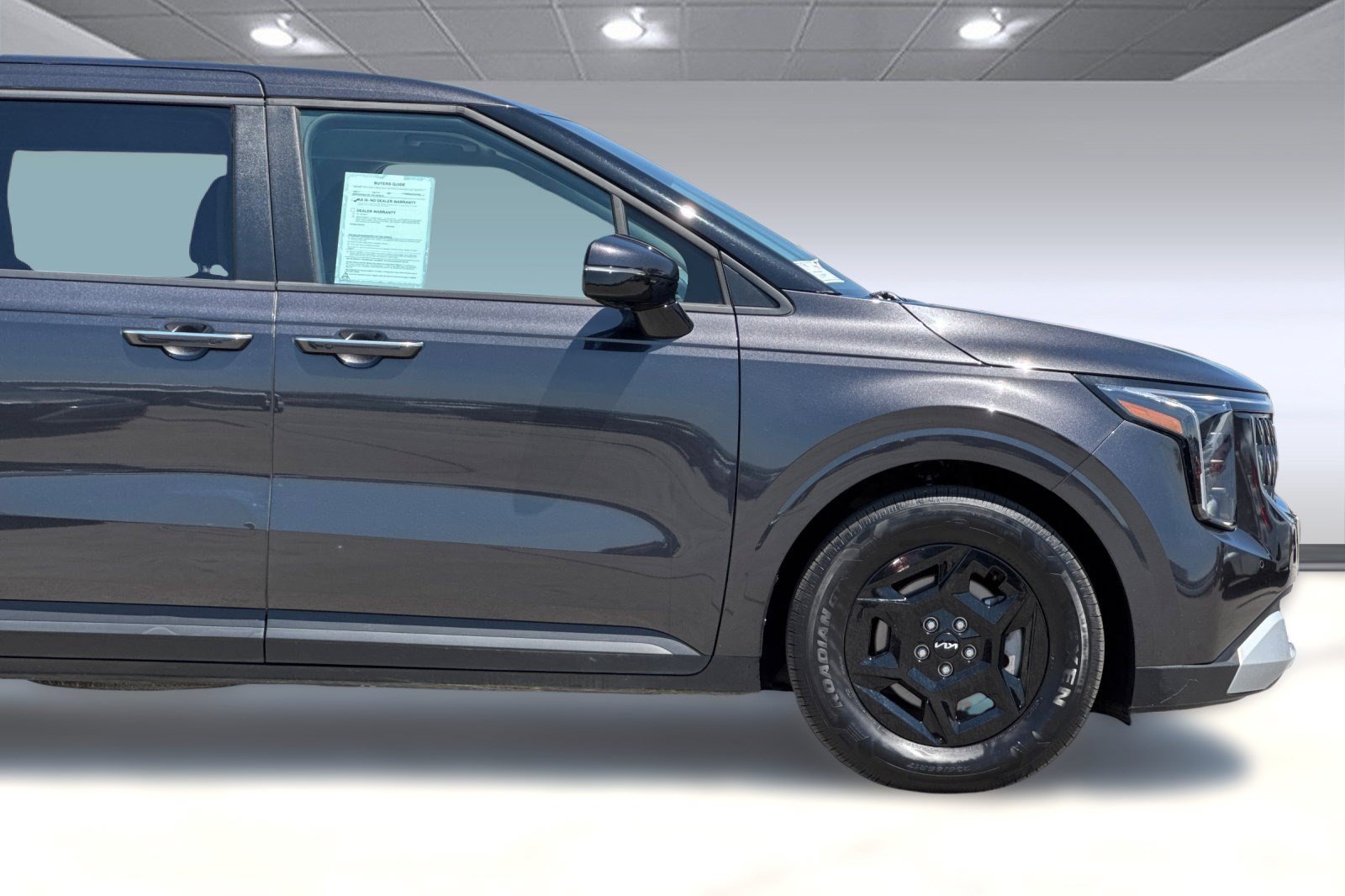 Used 2026 Kia Carnival FWD image 36