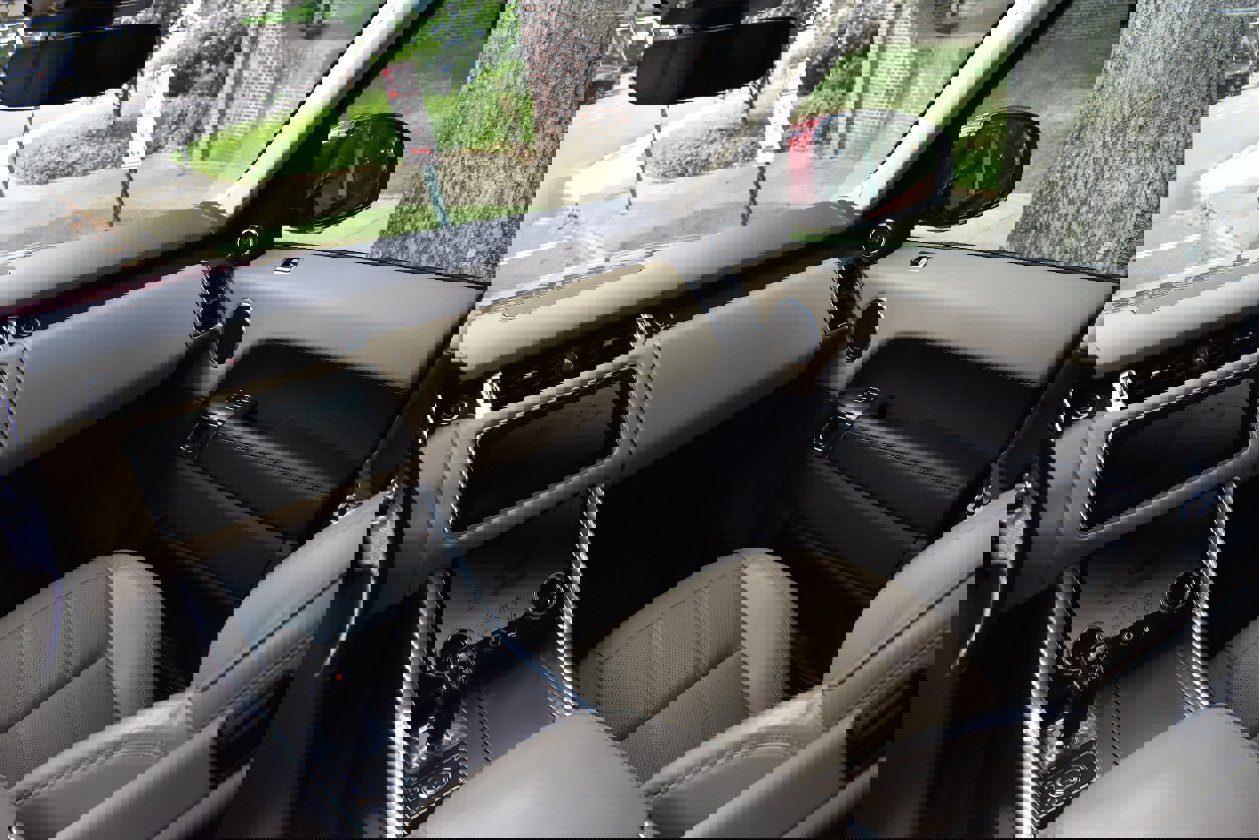 Used 2019 Land Rover Range Rover Sport HSE image 31