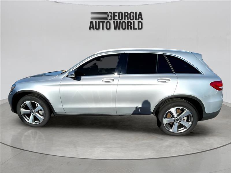 Used 2019 Mercedes-Benz GLC 300 image 2