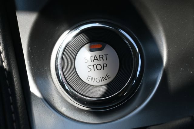 Used 2023 Nissan Maxima SL FWD image 32