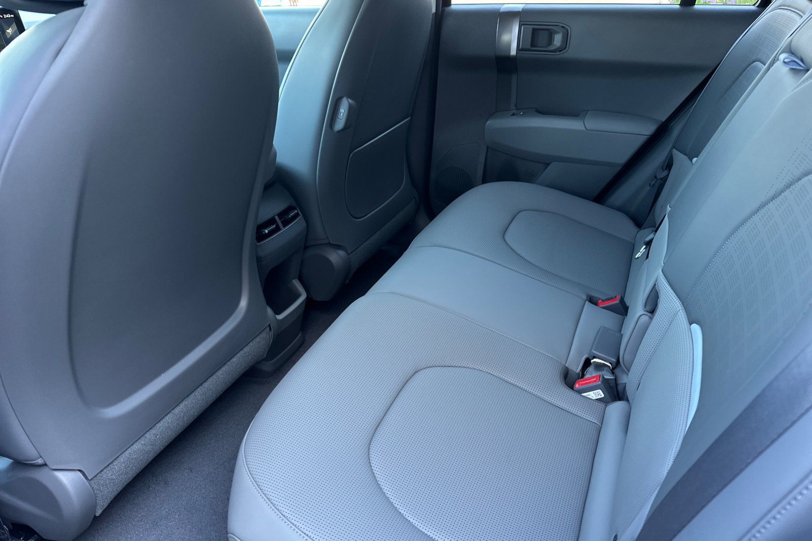 New 2027 Kia EV3 Wind FWD image 12
