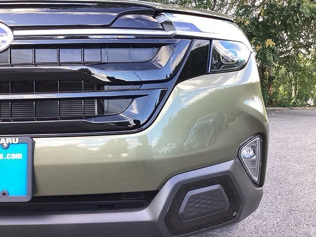 Used 2025 Subaru Forester Touring w/ Touring Package image 8