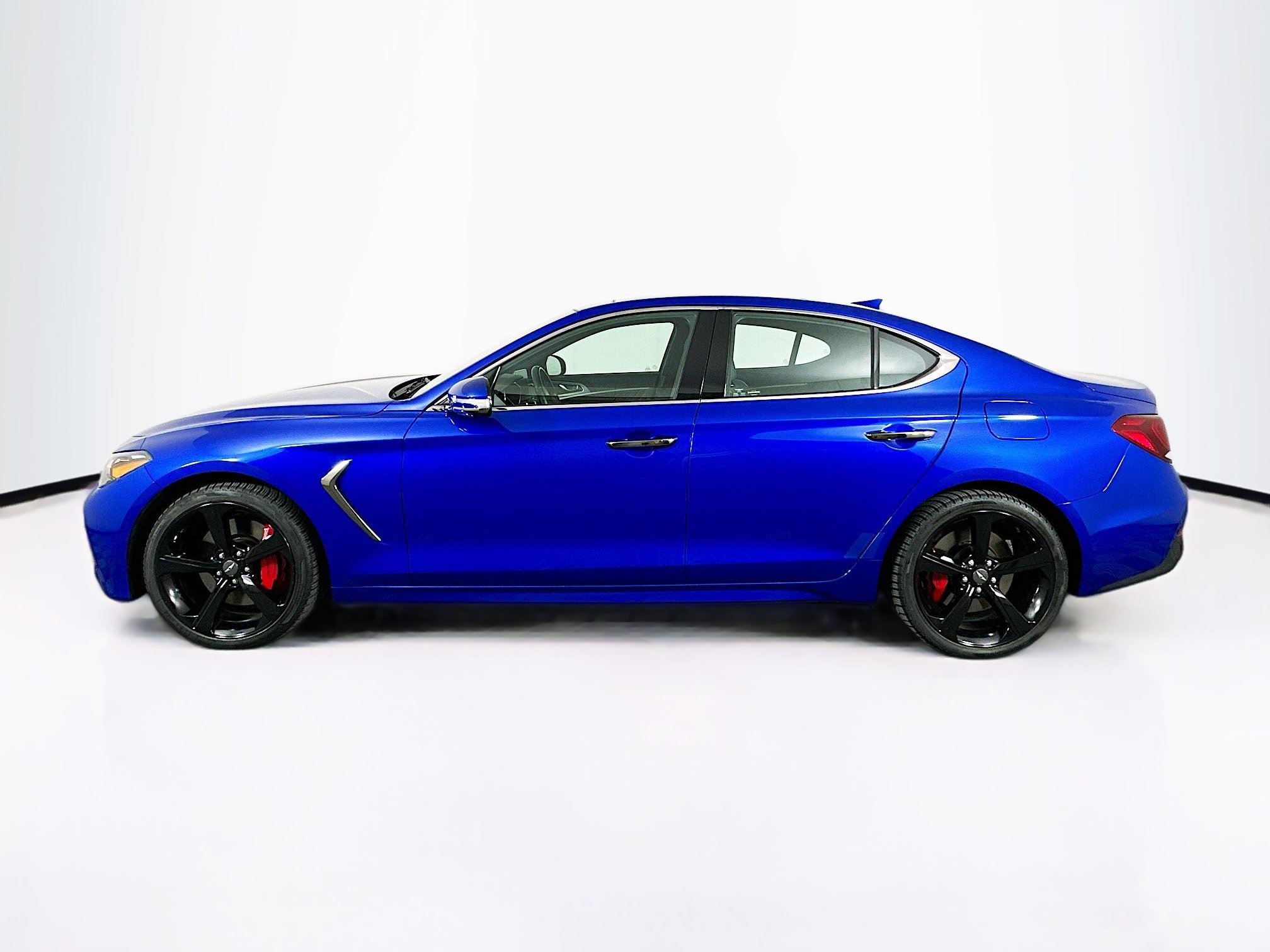 Used 2021 Genesis G70 3.3T w/ Sport Package image 4
