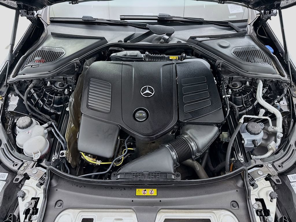 Used 2025 Mercedes-Benz E 350 Sedan image 28