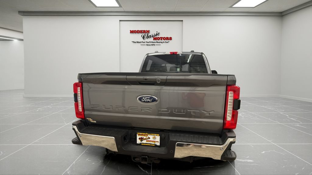 Used 2024 Ford F250 Lariat AWD/4WD image 4