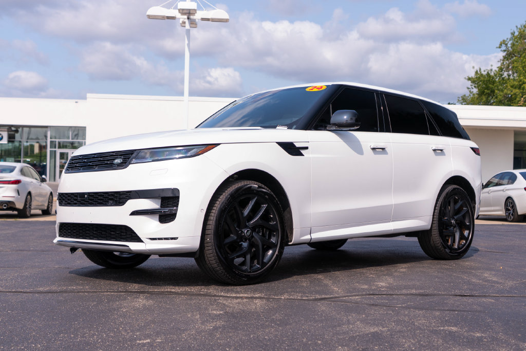 Used 2024 Land Rover Range Rover Sport Dynamic SE AWD/4WD image 4