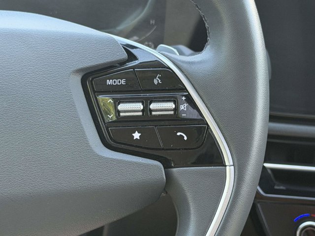 Used 2023 Kia Niro EX Touring FWD image 19
