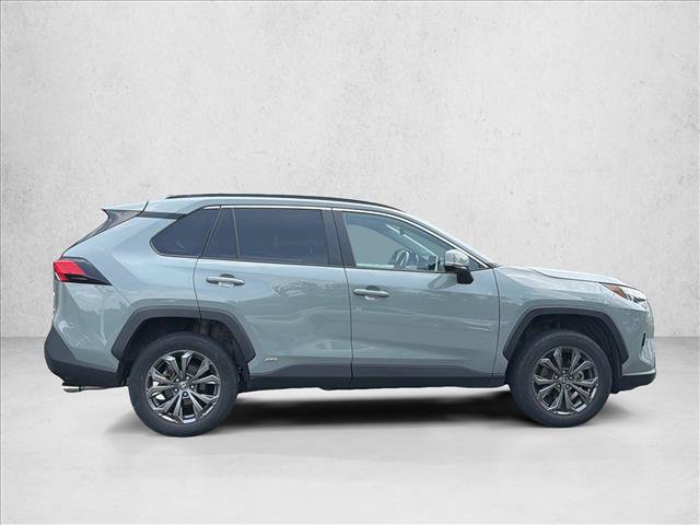 Used 2023 Toyota RAV4 XLE Premium AWD/4WD image 4