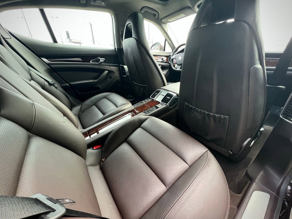 Used 2011 Porsche Panamera S image 21