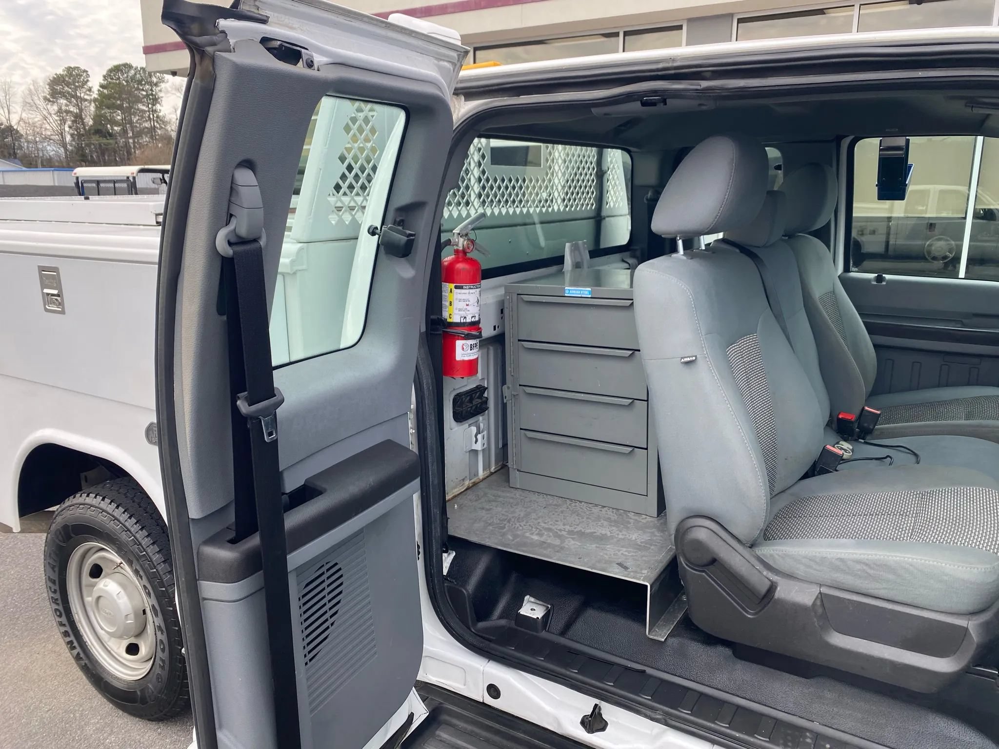Used 2012 Ford F250 XL w/ Camper Pkg AWD/4WD image 26