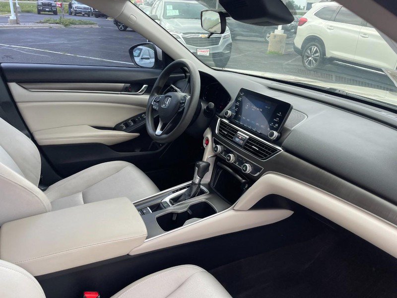 Used 2019 Honda Accord LX image 6