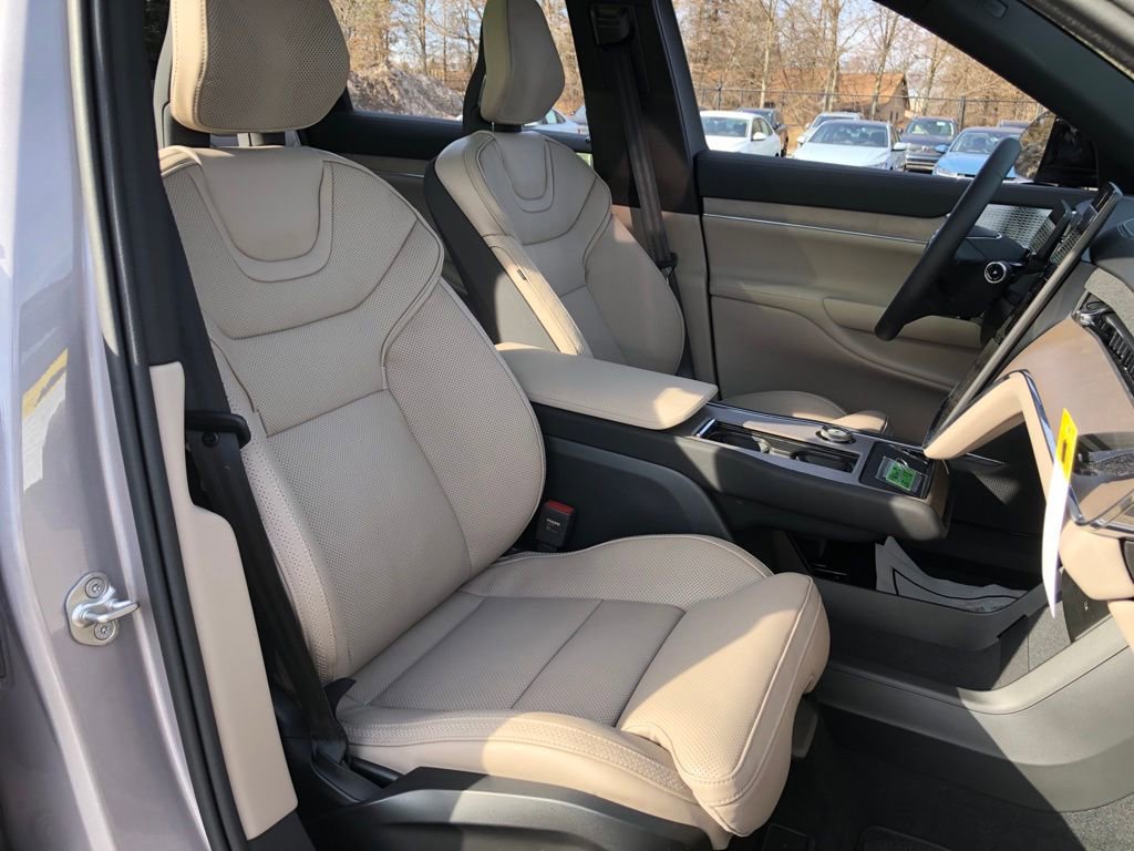 New 2026 Volvo EX90 Ultra image 32
