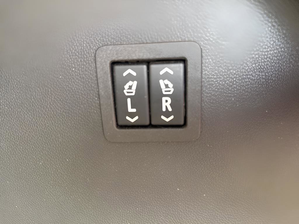 Used 2018 Buick Enclave Avenir w/ Trailering Package image 19