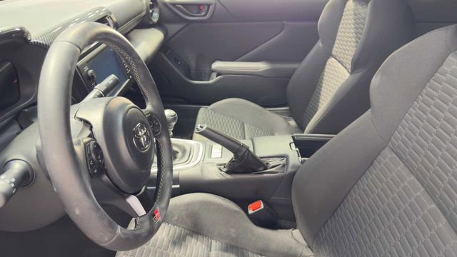 Used 2024 Toyota GR86 RWD image 18