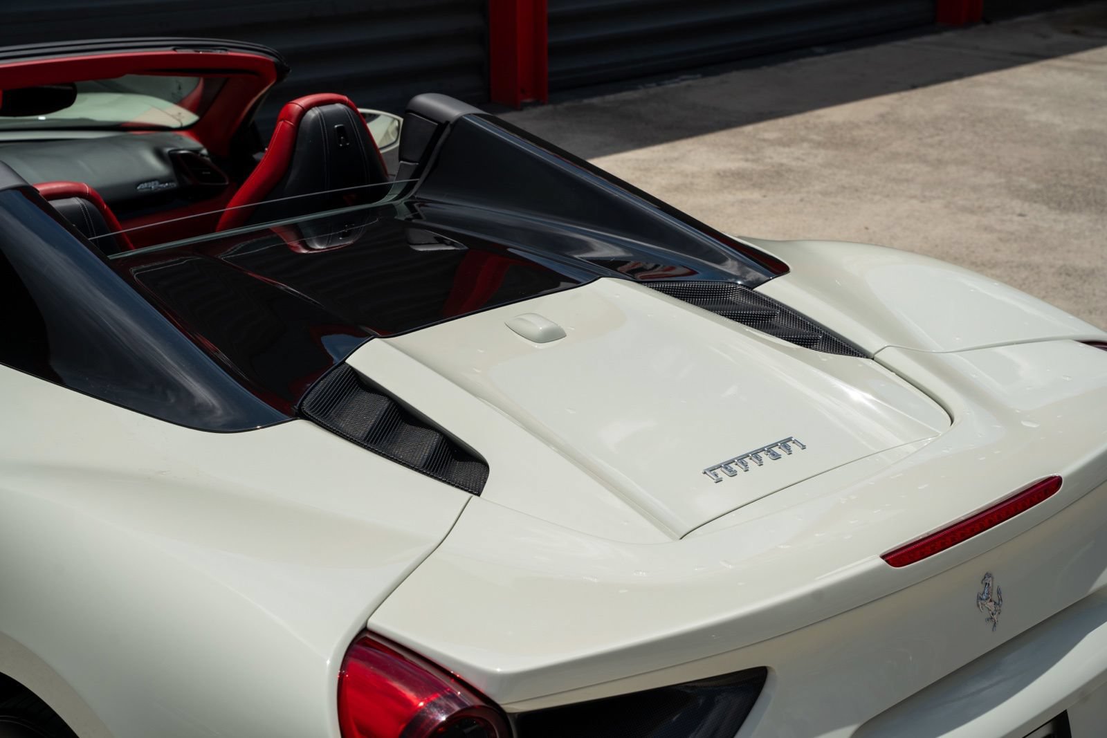 Used 2018 Ferrari 488 Spider RWD image 30