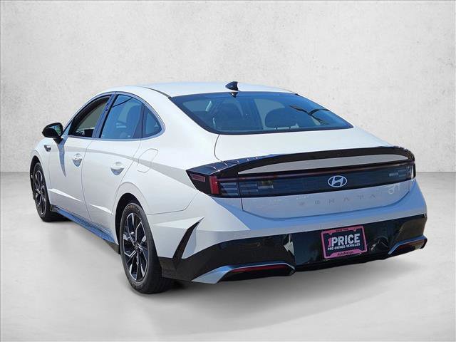 Certified 2024 Hyundai Sonata SEL FWD image 8