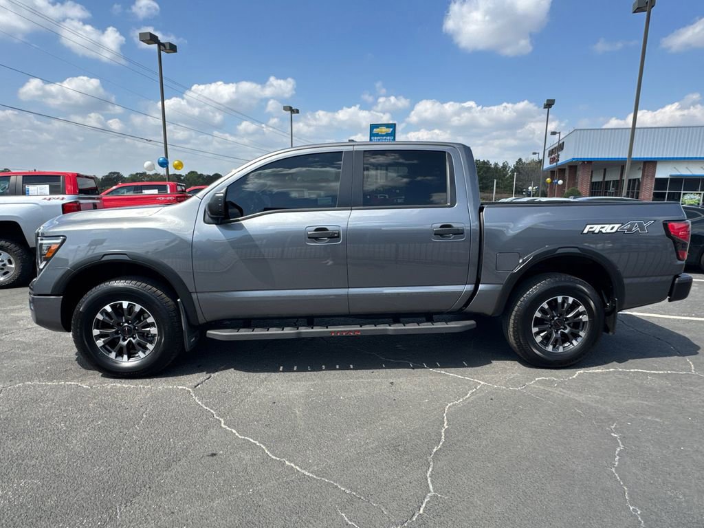 Used 2022 Nissan Titan PRO-4X w/ Off Road Protection Package image 9