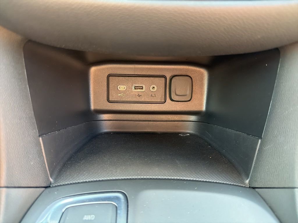Used 2022 Chevrolet Equinox LT AWD/4WD image 35