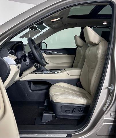 Certified 2023 INFINITI QX60 Luxe image 14