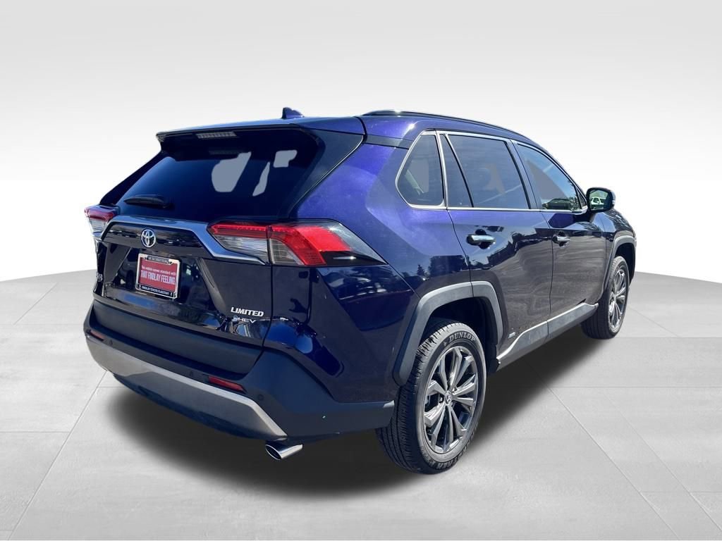 Used 2025 Toyota RAV4 Limited image 3