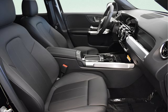 New 2026 Mercedes-Benz GLB 250 4MATIC image 22